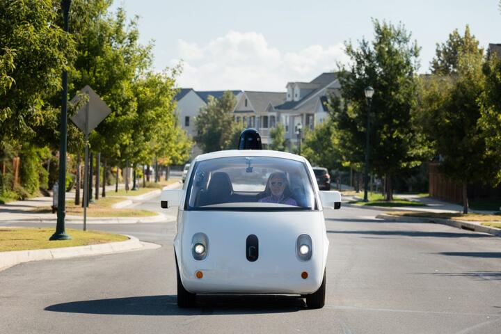 How Self-Driving Technology Senses the Road
