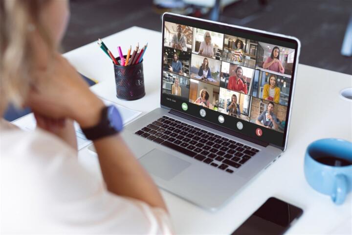 Video Calls Send Sound and Picture Live. Here's How.