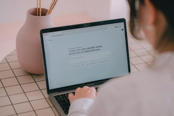 Learning a New Topic From Scratch With AI